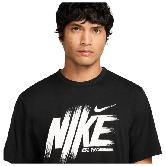 Nike Ανδρική κοντομάνικη μπλούζα Hyverse Dri-FIT UV Tee Nike Ανδρική κοντομάνικη μπλούζα Hyverse Dri-FIT UV Tee